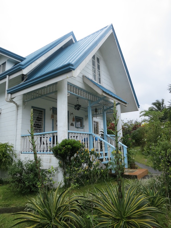 a-resthouse-in-tagaytay-02.jpg