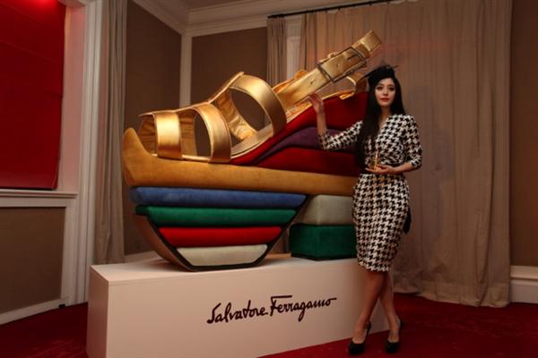 ferragamo-wedge-02.jpeg