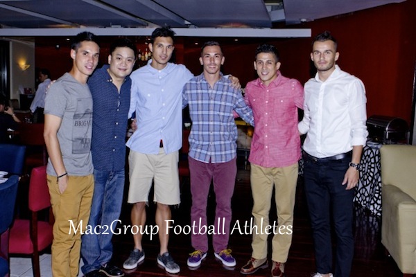 mac2group-football-athletes.jpeg