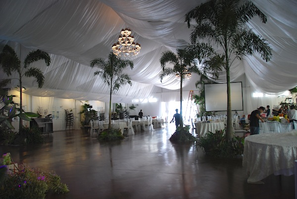 tent-at-enderun-02.jpg