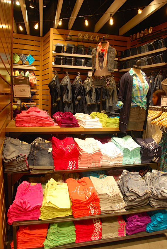 aeropostale-now-open-in-shangrila-plaza-east-wing-10.jpg