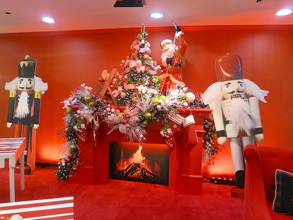 christmas-at-rustans-2013-11.JPG