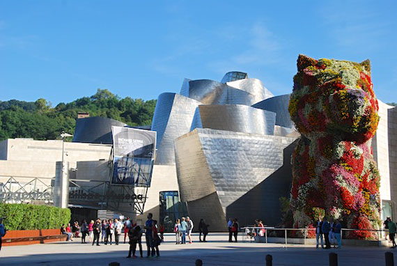 guggenheim-bilbao-front.JPG