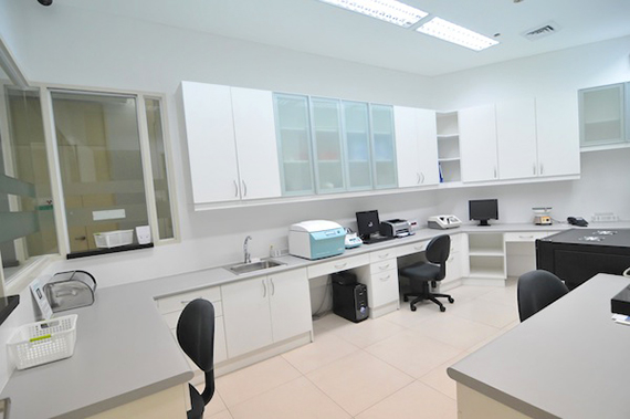 hi-precision-diagnostics-lab2.jpg