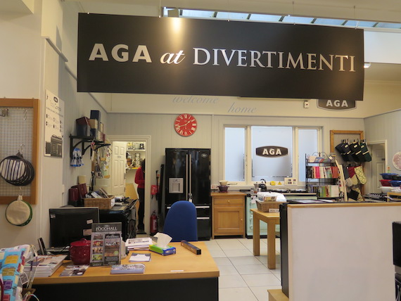 aga-at-divertimenti8.JPG