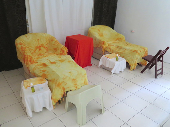 leelu-mobile-massage-training-center-1.JPG