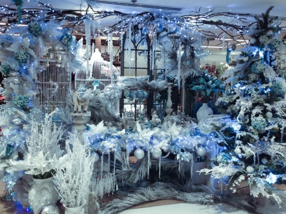 rustans flower shop white christmas 2014