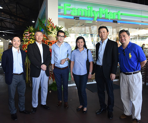 FAMILY MART 100TH STORE OPENING (6)