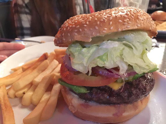 Godfather's Burger Lounge (7)