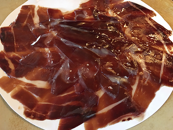 Sunday Family Lunch at M. Noey and Krie's (6)