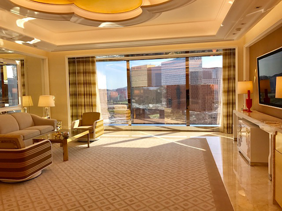 Parlor Fountain room at Wynn Palace (8)