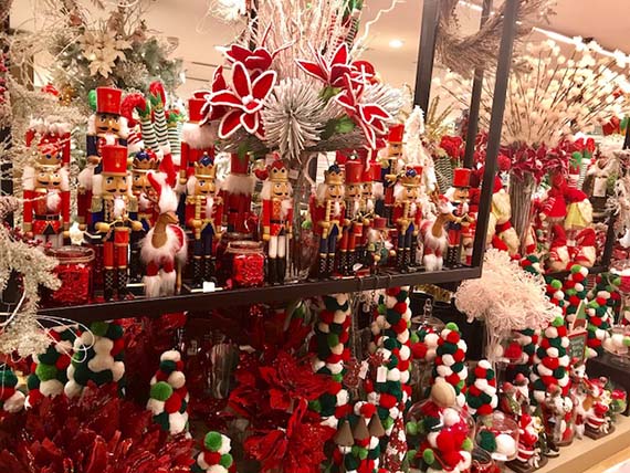 Rustan's Flower Shop Xmas 2017 (2)